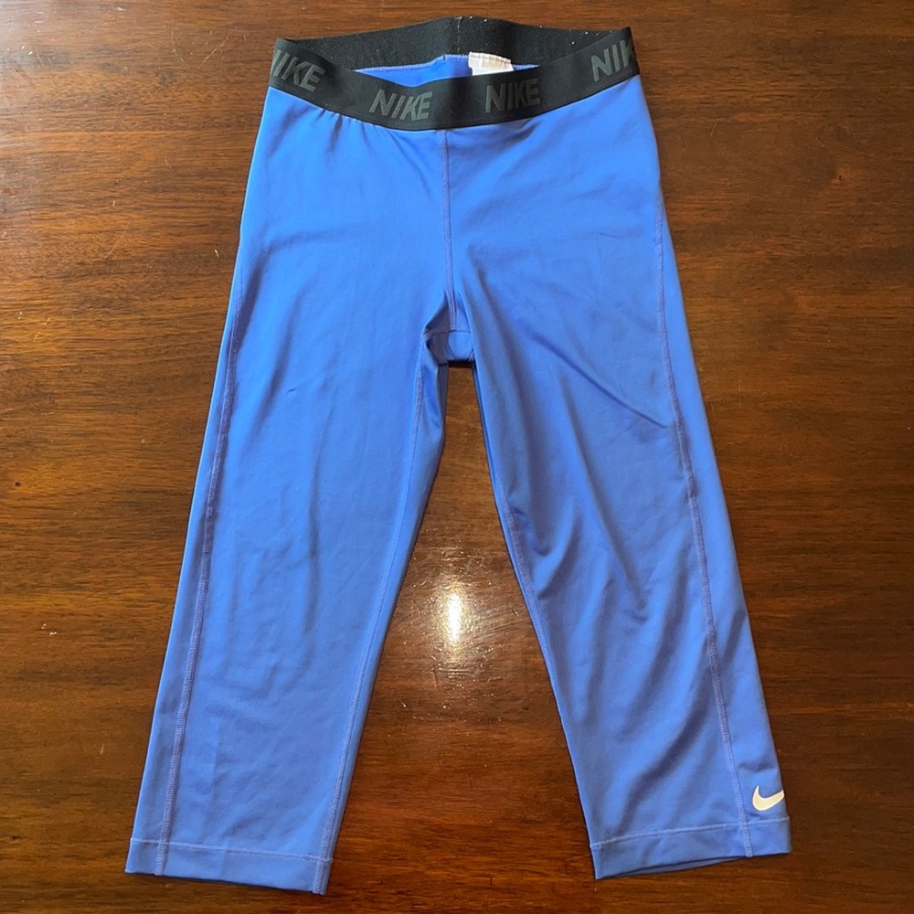 Blue Nike Capri Leggings